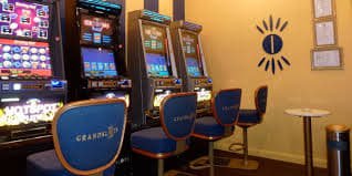Studio produksi live dealer sinarjp dengan peralatan multi-kamera berkualitas tinggi